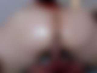 Live cam show with Brenda Rosse - Hairy Pussy MILF on Chatstar