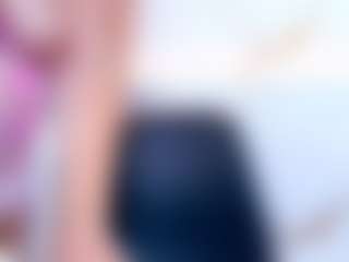 Live cam show with Brenda Rosse - Fuck Machine on AdultVida.com