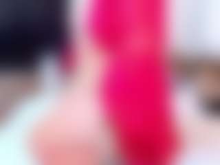 Live cam show with Brenda Rosse - Brown Hair MILF on chickslive.net