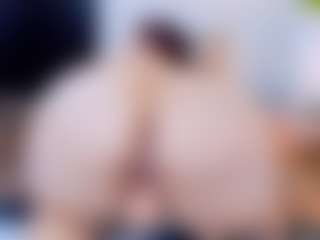 Live cam show with Brenda Rosse - Ass Clapping on liverealitysex.com