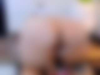 Live cam show with Brenda Rosse - Smoking on Hubzter Live