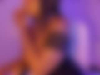 Cinnamoon's Live Sex Cam Show