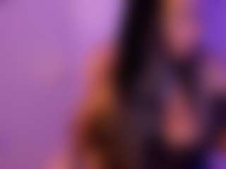 Cinnamoon's Live Sex Cam Show