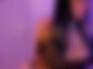 Cinnamoon's Live Sex Cam Show