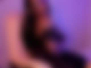 Cinnamoon's Live Sex Cam Show