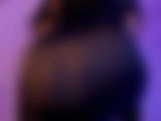Cinnamoon's Live Sex Cam Show