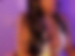 Cinnamoon's Live Sex Cam Show