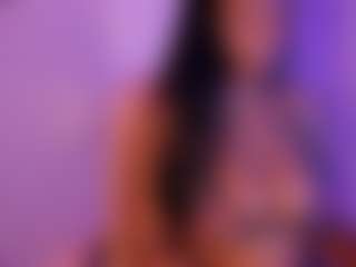 Cinnamoon's Live Sex Cam Show