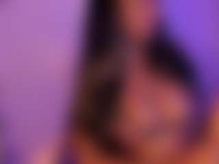 Cinnamoon's Live Sex Cam Show