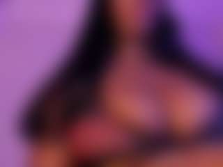 Cinnamoon's Live Sex Cam Show