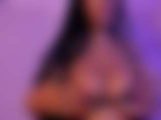 Cinnamoon's Live Sex Cam Show