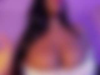 Cinnamoon's Live Sex Cam Show