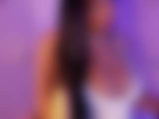 Cinnamoon's Live Sex Cam Show