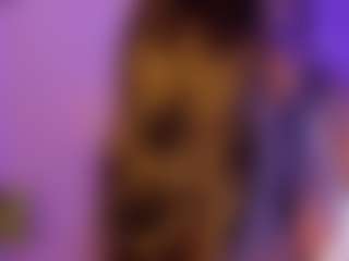 Cinnamoon's Live Sex Cam Show