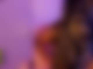 Cinnamoon's Live Sex Cam Show