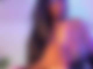 Cinnamoon's Live Sex Cam Show