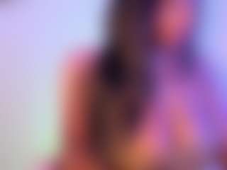 Cinnamoon's Live Sex Cam Show