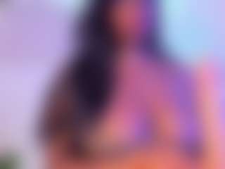 Cinnamoon's Live Sex Cam Show