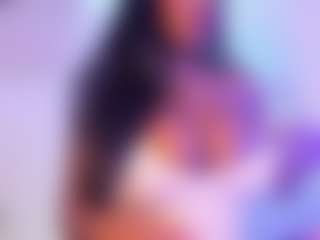 Cinnamoon's Live Sex Cam Show