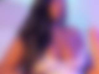 Cinnamoon's Live Sex Cam Show