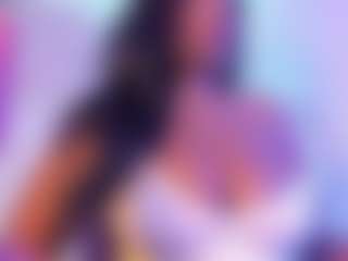 Cinnamoon's Live Sex Cam Show
