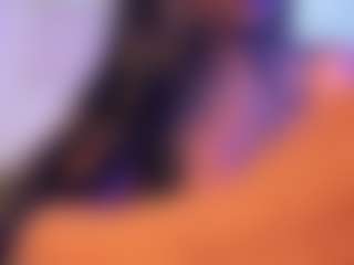 Cinnamoon's Live Sex Cam Show