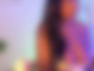 Cinnamoon's Live Sex Cam Show