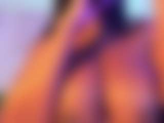Cinnamoon's Live Sex Cam Show