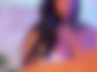 Cinnamoon's Live Sex Cam Show
