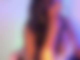 Cinnamoon's Live Sex Cam Show