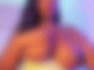 Cinnamoon's Live Sex Cam Show