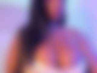 Cinnamoon's Live Sex Cam Show