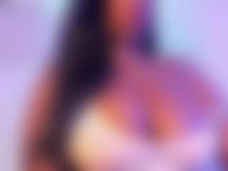 Cinnamoon's Live Sex Cam Show