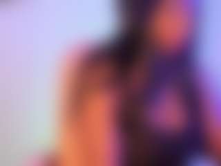Cinnamoon's Live Sex Cam Show