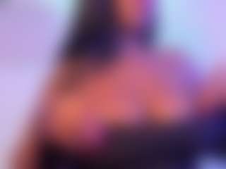 Cinnamoon's Live Sex Cam Show