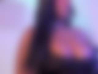 Cinnamoon's Live Sex Cam Show