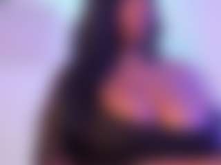 Cinnamoon's Live Sex Cam Show