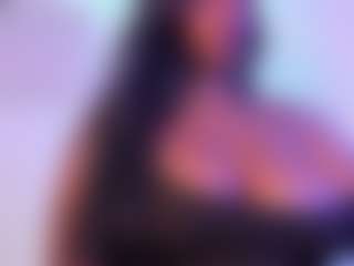 Cinnamoon's Live Sex Cam Show