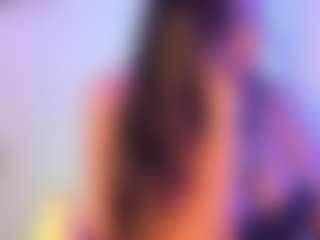 Cinnamoon's Live Sex Cam Show