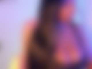 Cinnamoon's Live Sex Cam Show