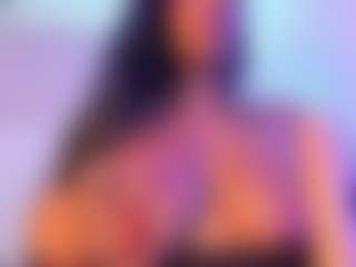 Cinnamoon's Live Sex Cam Show
