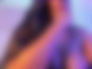Cinnamoon's Live Sex Cam Show