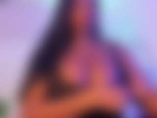 Cinnamoon's Live Sex Cam Show
