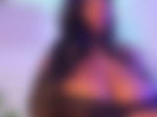 Cinnamoon's Live Sex Cam Show