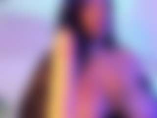 Live cam show with Cinnamoon - Curvy on AdultVida.com
