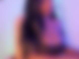 Live cam show with Cinnamoon - Black on crypto-cams
