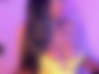 Live cam show with Cinnamoon - Hairy Pussy BBW on StripNow