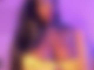 Live cam show with Cinnamoon - Striptease on Dolls Live