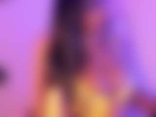Cinnamoon's Live Sex Cam Show