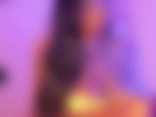 Cinnamoon's Live Sex Cam Show